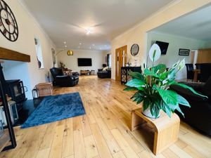 Photo 6- click for photo gallery